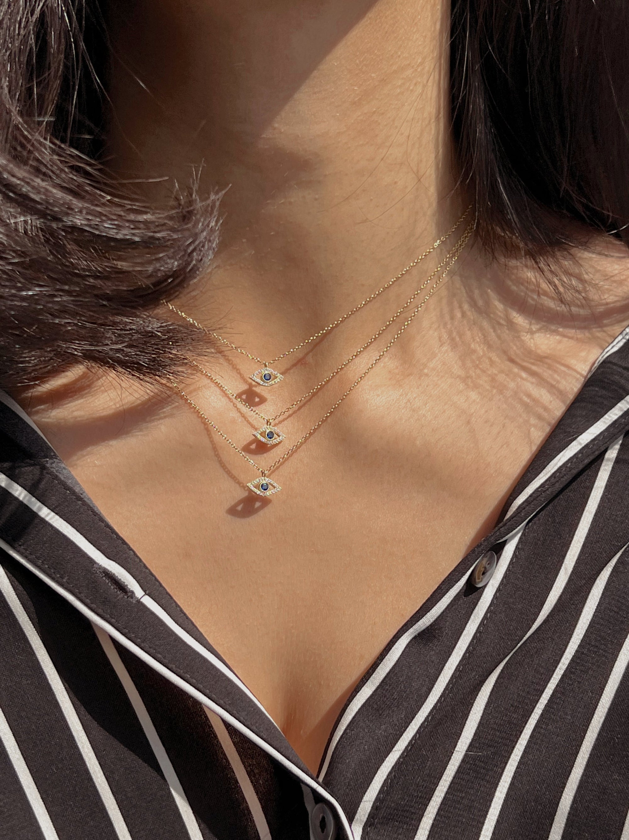 Collier à l'œil de vampire