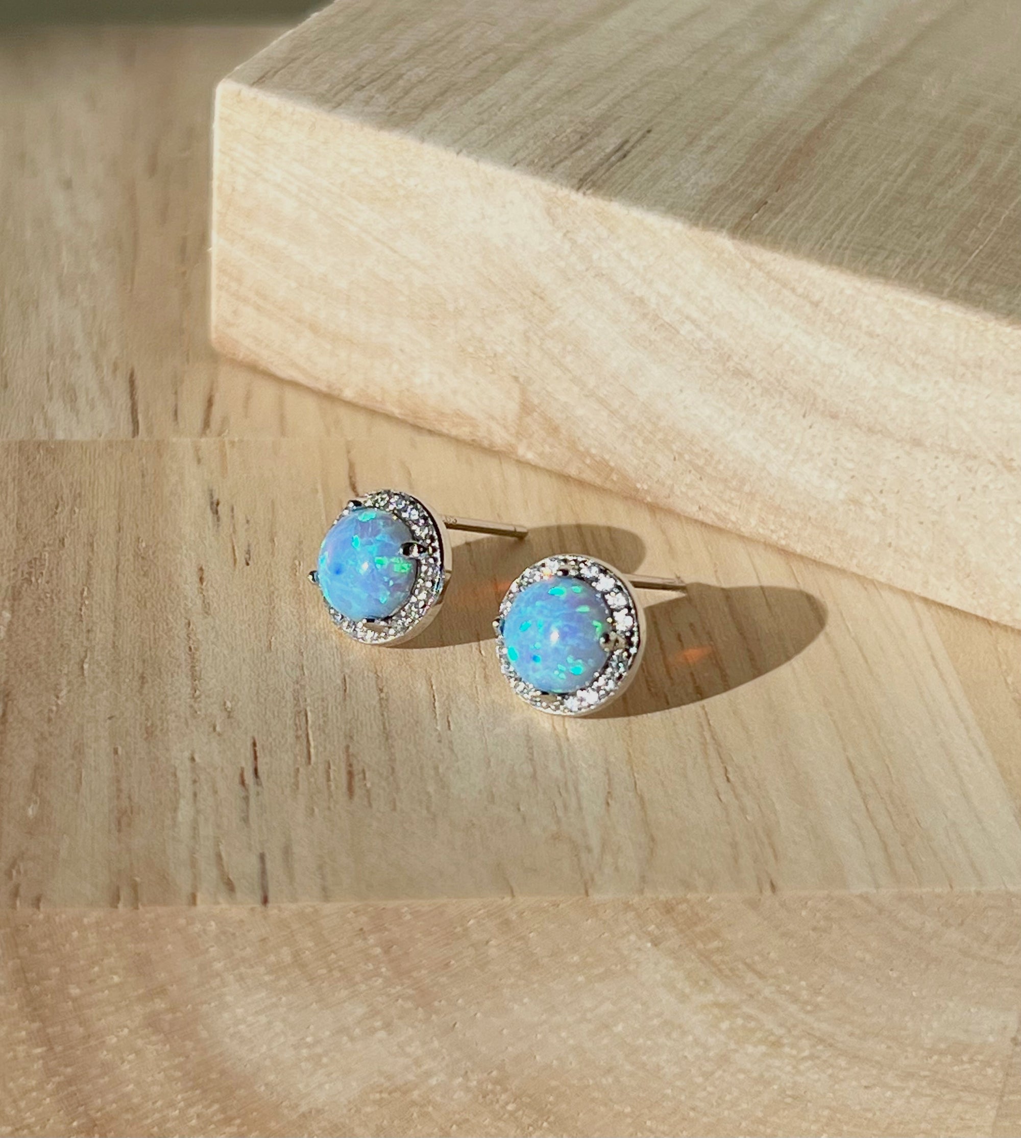 Boucles d'oreilles en opale rêveuse