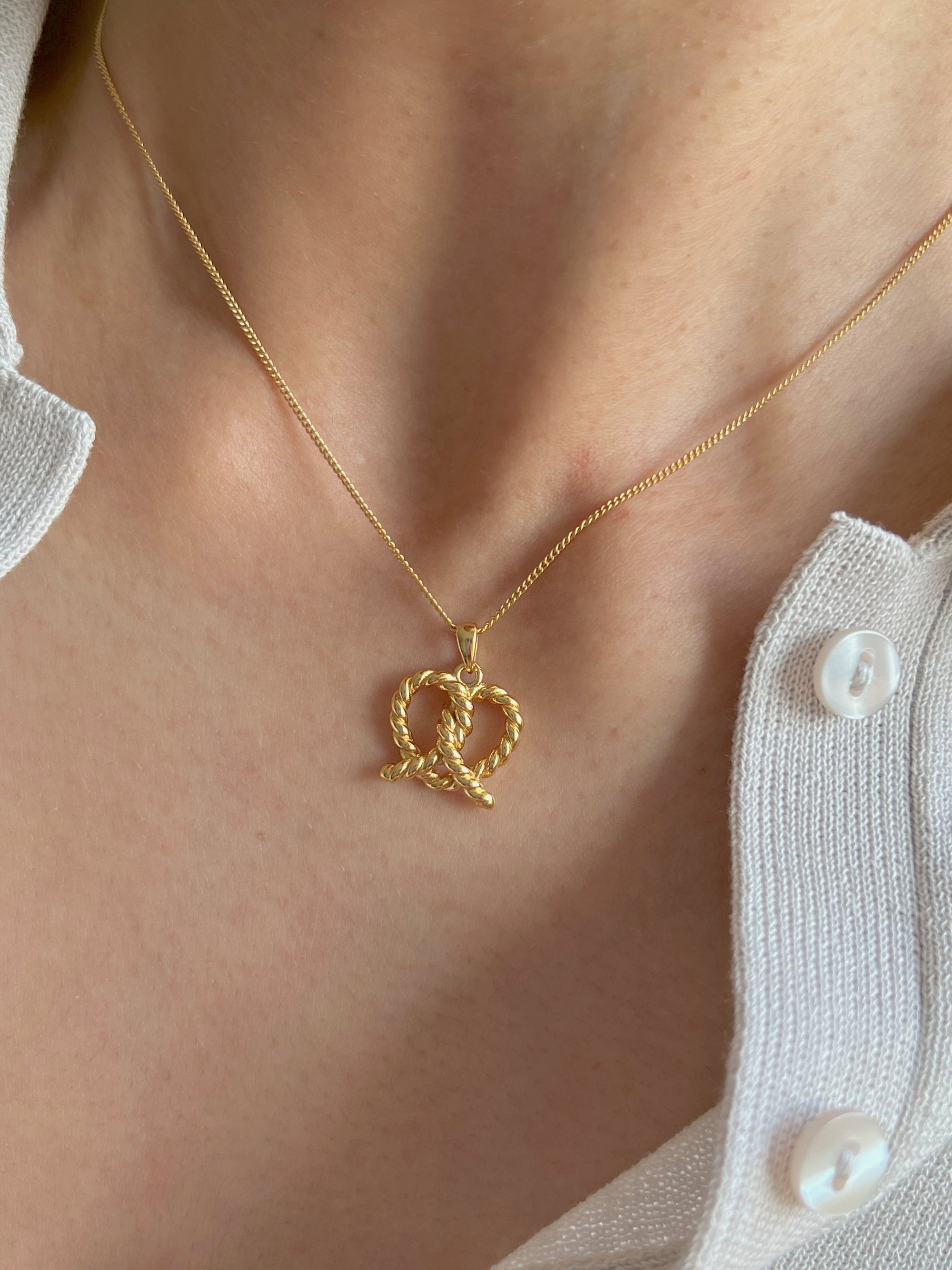 Collier en Pretzel