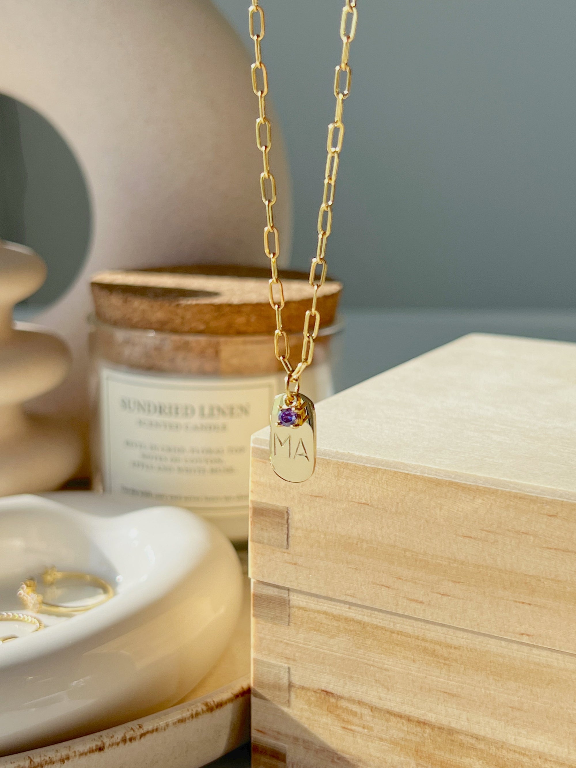 Collier à breloques initiales