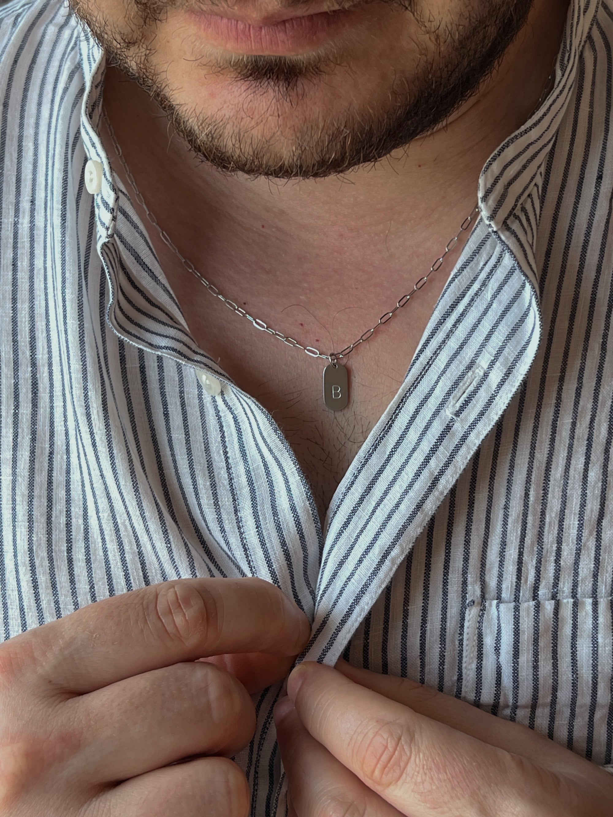 Collier à breloques initiales