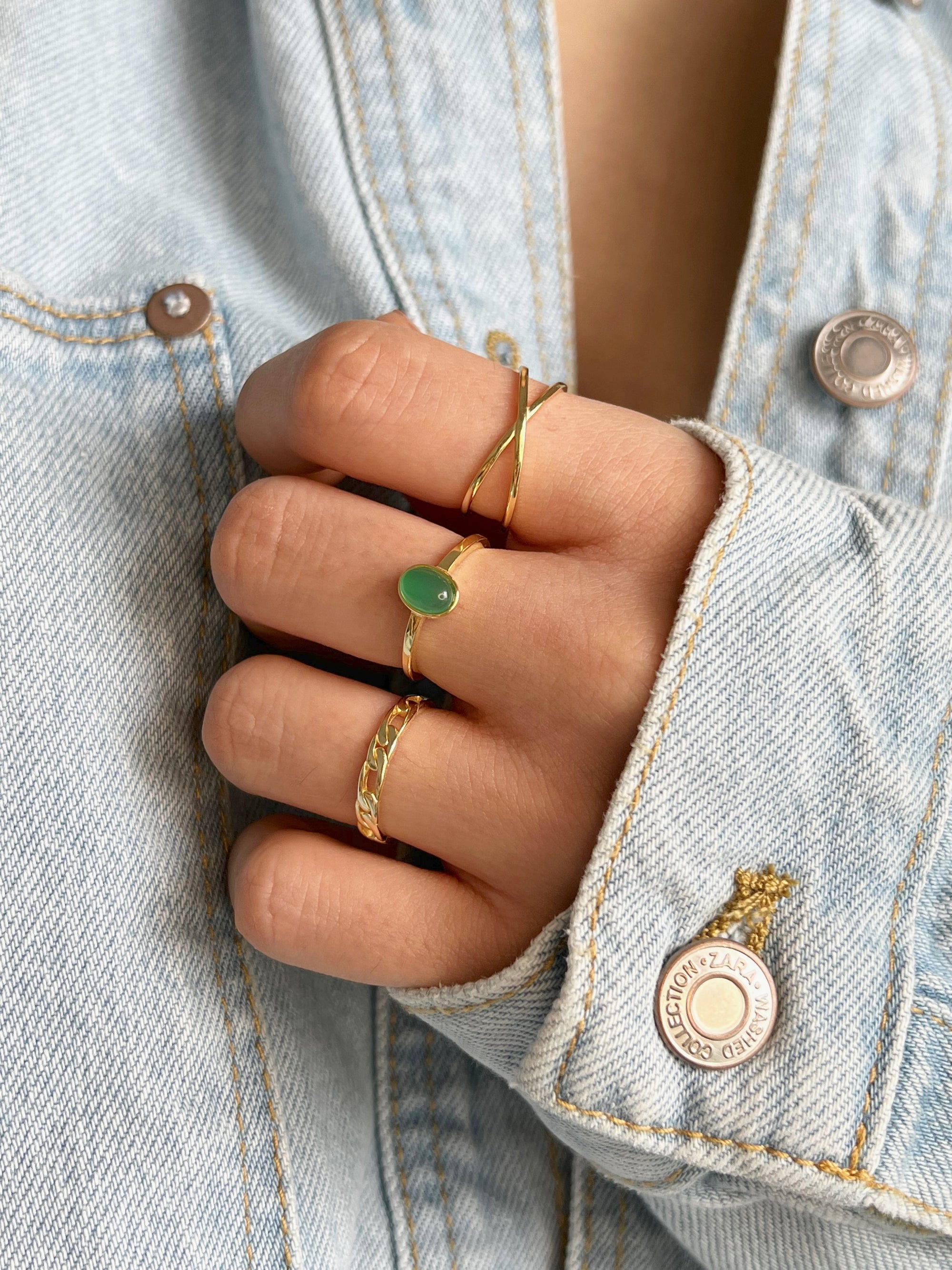 Bague en jade ovale